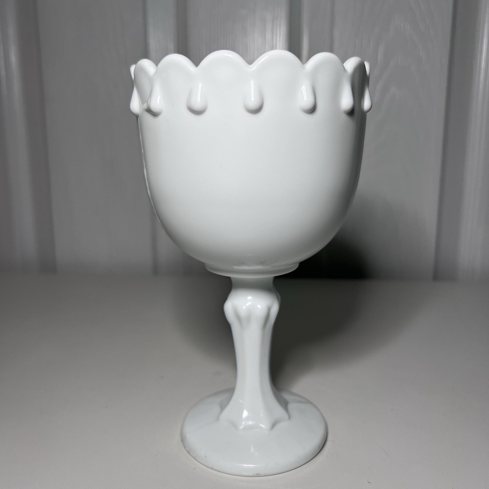 Vintage Indiana Milk Glass Compote/Bowl With‎ Pedestal Teardrop